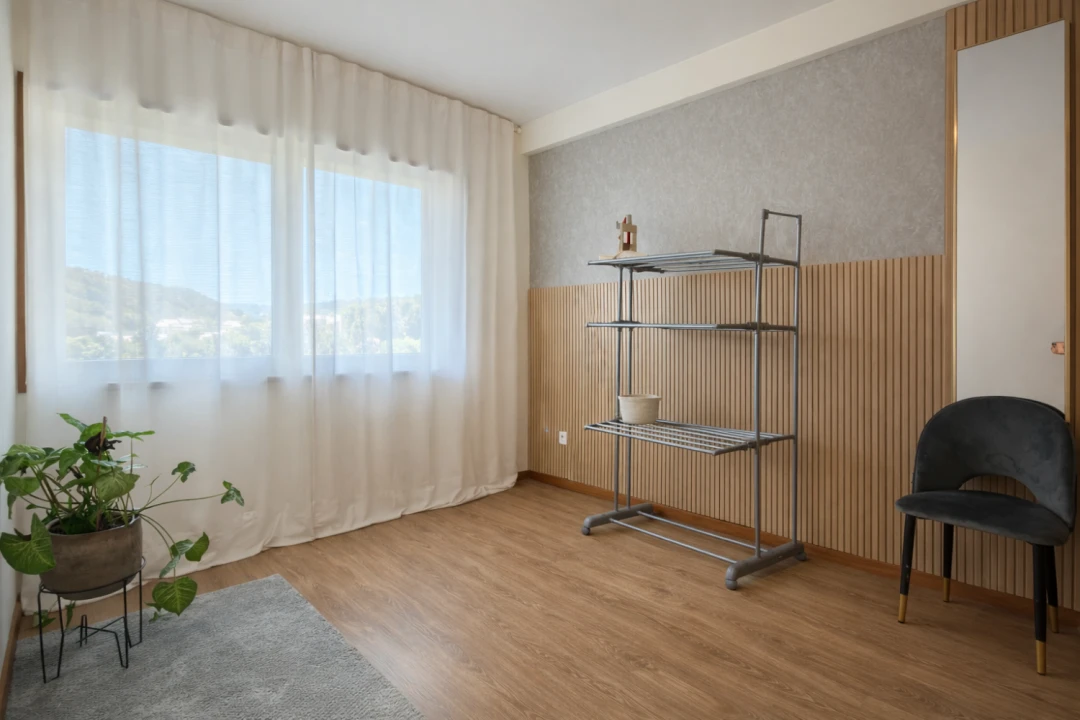 Apartamento T2 para Venda em Vilar de Andorinho Foto 26