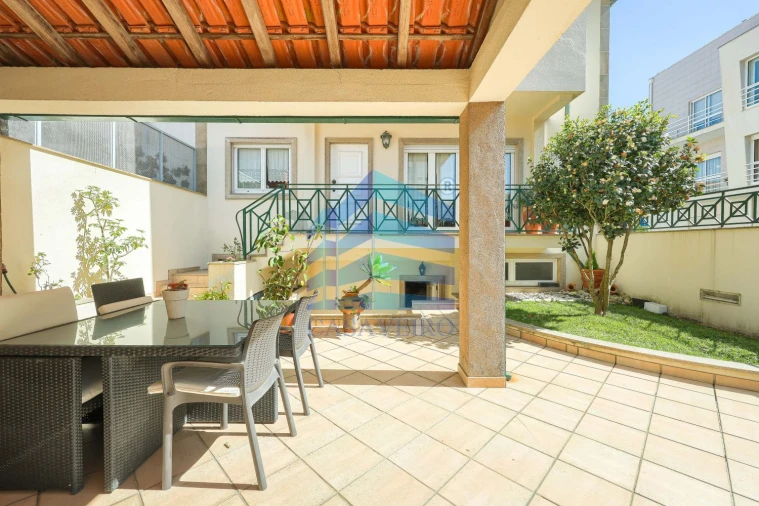 Moradia T4 para Venda em Glória e Vera Cruz Foto 33