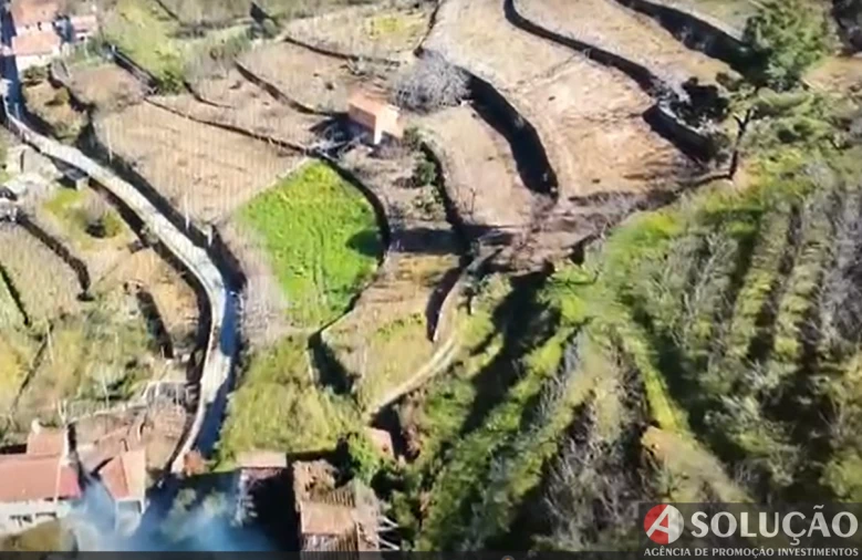 Moradia T5 para Venda em Resende Foto 10