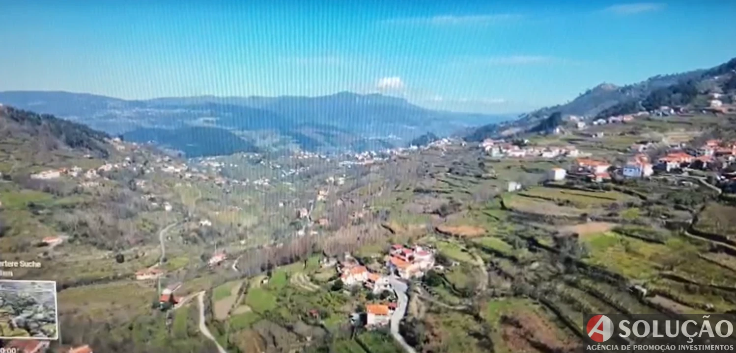 Moradia T5 para Venda em Resende Foto 12