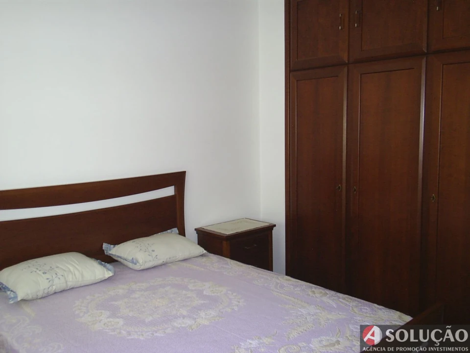 Moradia T10 para Venda em Resende Foto 17