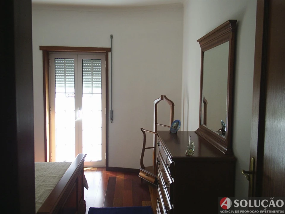 Moradia T10 para Venda em Resende Foto 20