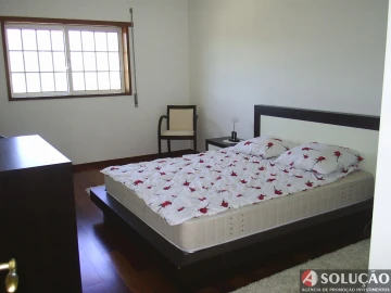 Moradia T10 para Venda em Resende