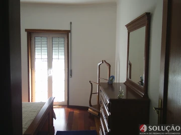 Moradia T10 para Venda em Resende