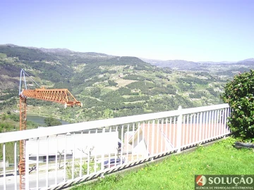 Moradia T10 para Venda em Resende