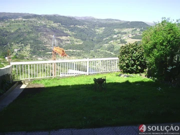 Moradia T10 para Venda em Resende