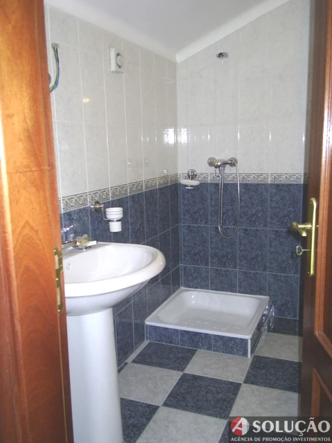 Moradia T10 para Venda em Resende