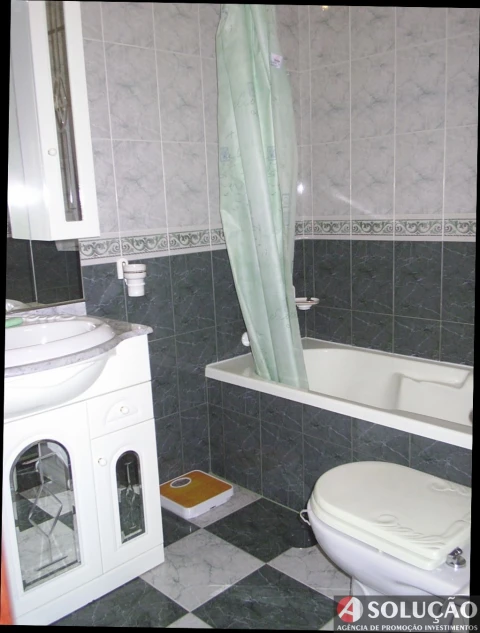 Moradia T10 para Venda em Resende