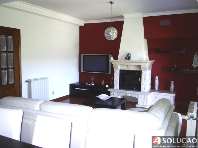 Moradia T10 para Venda em Resende Foto 8