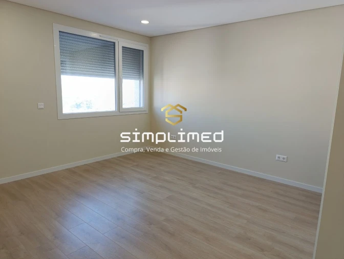 Apartamento T3 para Venda em Covilhã e Canhoso Foto 18