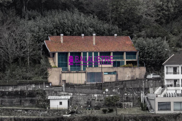 Moradia T5 para Venda em Vilar da Veiga