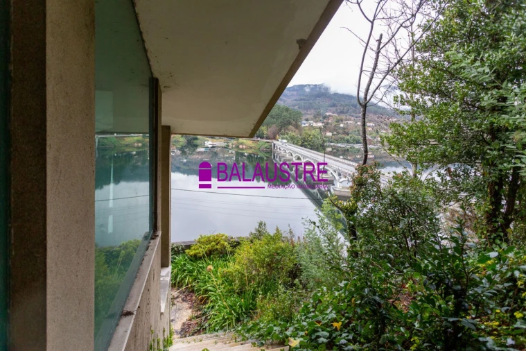 Moradia T5 para Venda em Vilar da Veiga Foto 7