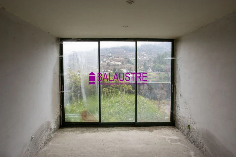 Moradia T5 para Venda em Vilar da Veiga Foto 18