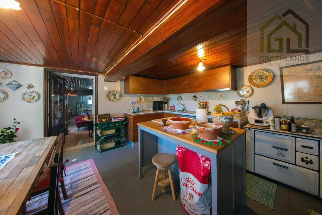 Moradia T5 para Venda em Serpins Foto 58