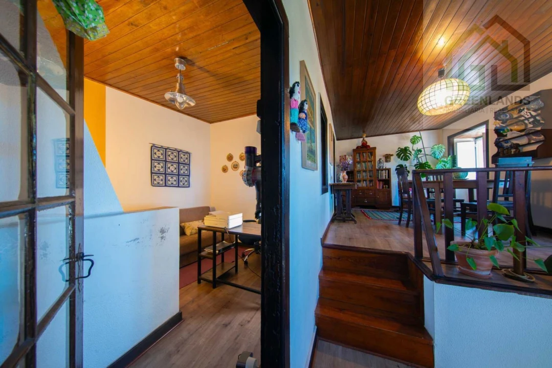 Moradia T5 para Venda em Serpins Foto 37