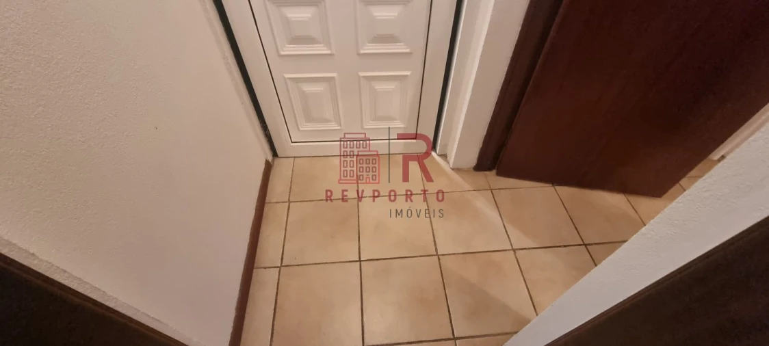 Moradia T2 para Venda em Souto Foto 8