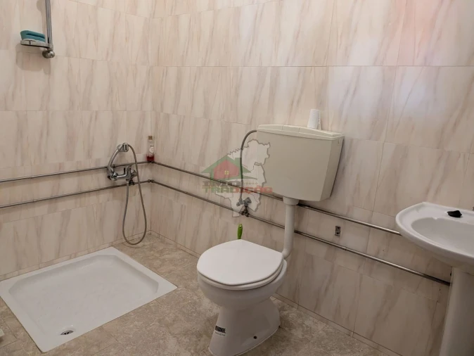 Moradia T5 para Venda em Cernache do Bonjardim, Nesperal e Palhais Foto 14