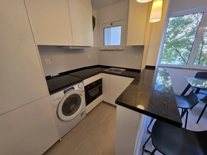 Apartamento T1 para Venda em Águas Livres Foto 4