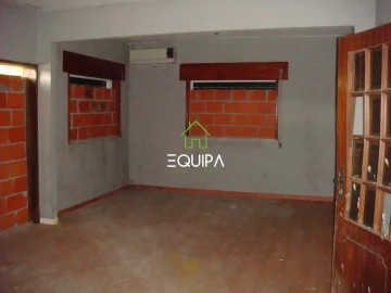 Moradia T3 para Venda em Serzedo e Calvos