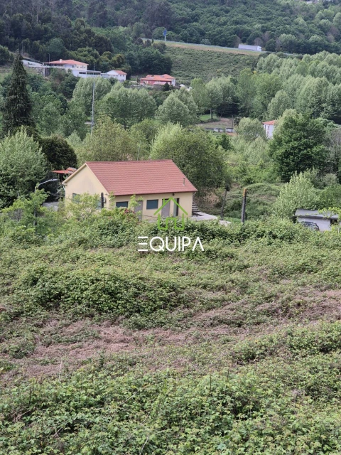 Moradia T3 para Venda em Serzedo e Calvos