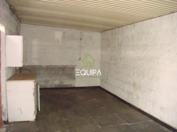 Moradia T3 para Venda em Serzedo e Calvos