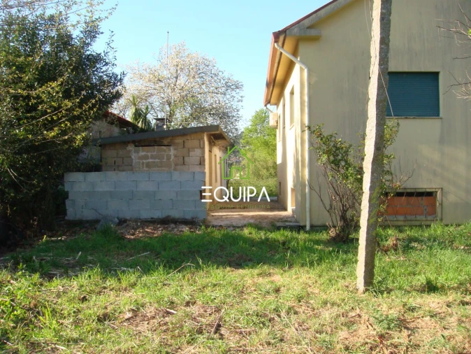 Moradia T3 para Venda em Serzedo e Calvos Foto 7