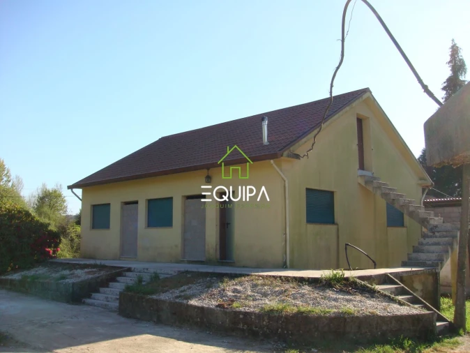 Moradia T3 para Venda em Serzedo e Calvos Foto 1