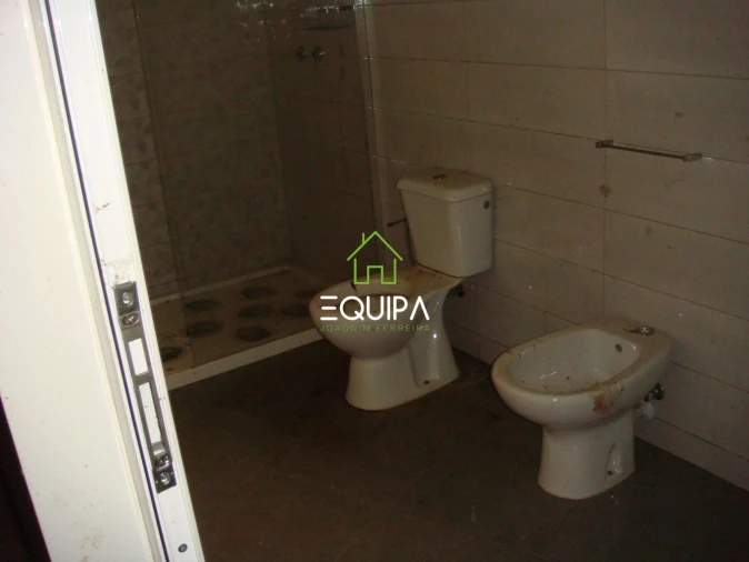 Moradia T3 para Venda em Serzedo e Calvos Foto 27