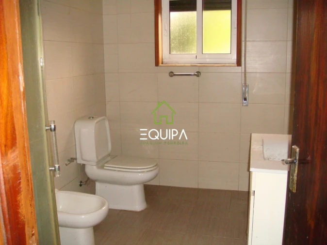 Moradia T3 para Venda em Serzedo e Calvos Foto 25