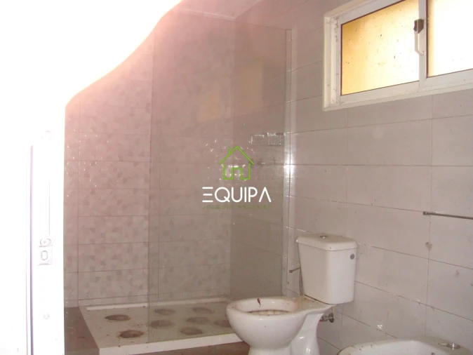 Moradia T3 para Venda em Serzedo e Calvos Foto 26