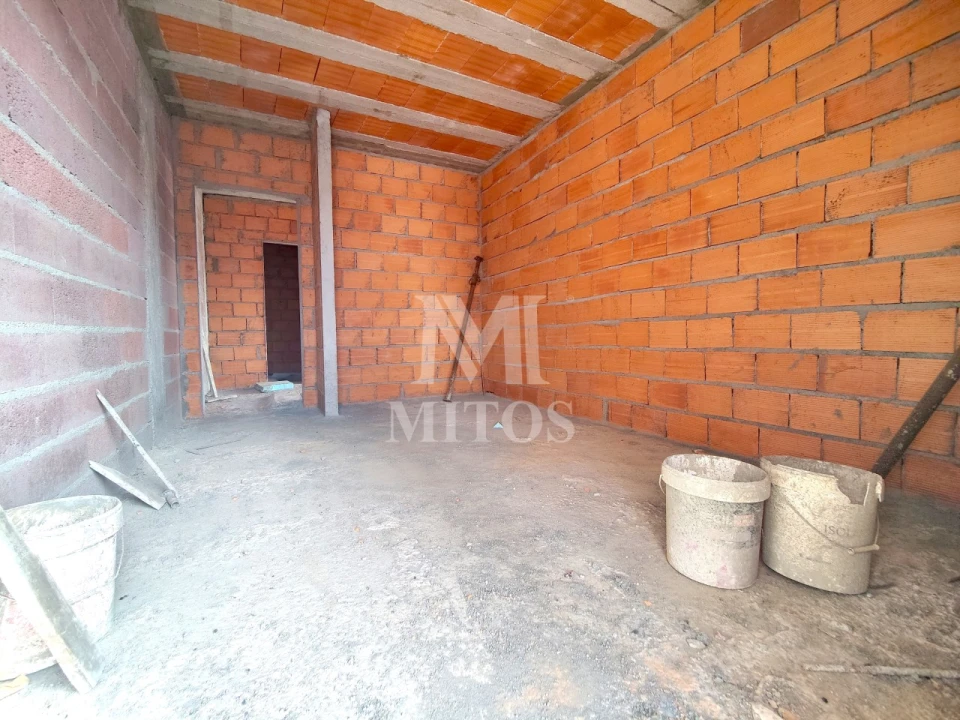 Moradia T3 para Venda em Correlhã Foto 14