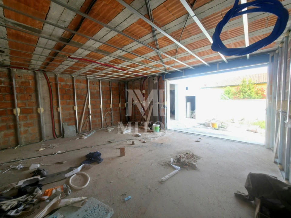 Moradia T3 para Venda em Correlhã Foto 9