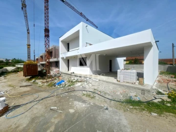 Moradia T3 para Venda em Correlhã