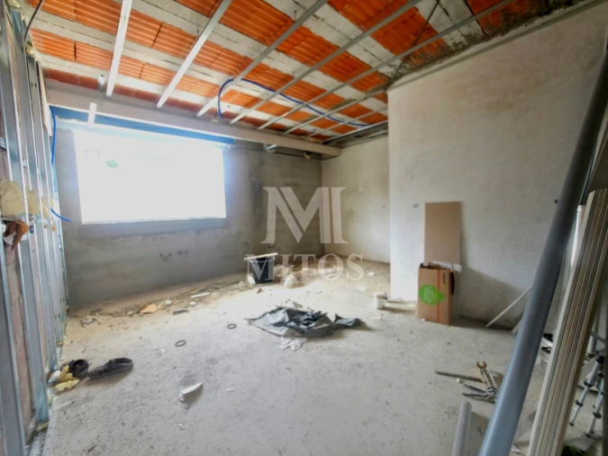 Moradia T3 para Venda em Correlhã Foto 6