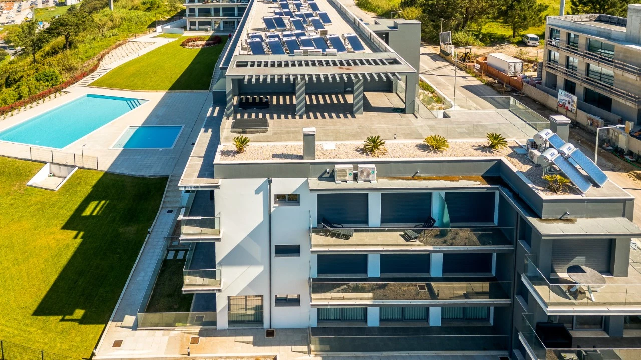 Apartamento T2 para Venda em Nazare Foto 11