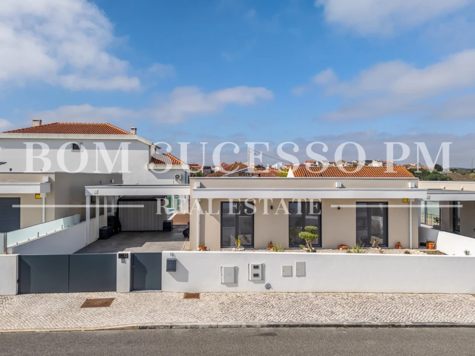 Moradia T3 para Venda em Bombarral e Vale Covo Foto 3