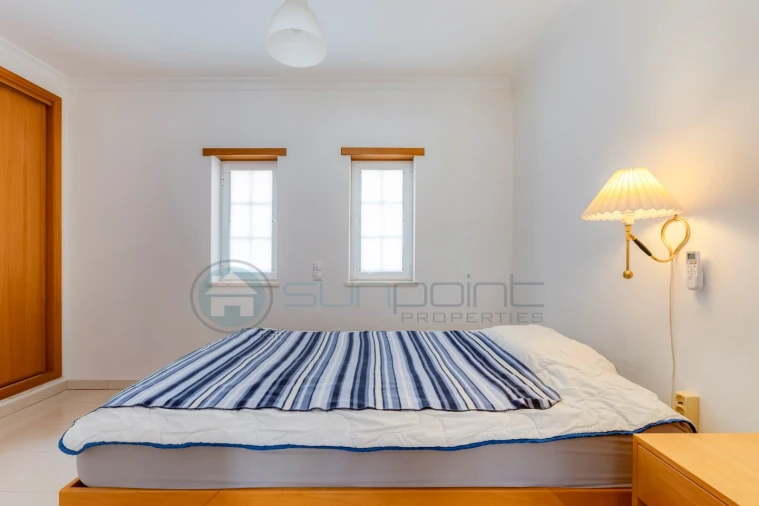 Moradia T4 para Venda em Luz Foto 13