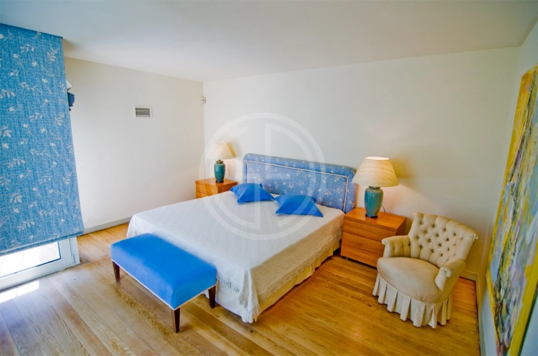 Moradia T6 para Arrendamento férias em Quarteira Foto 8