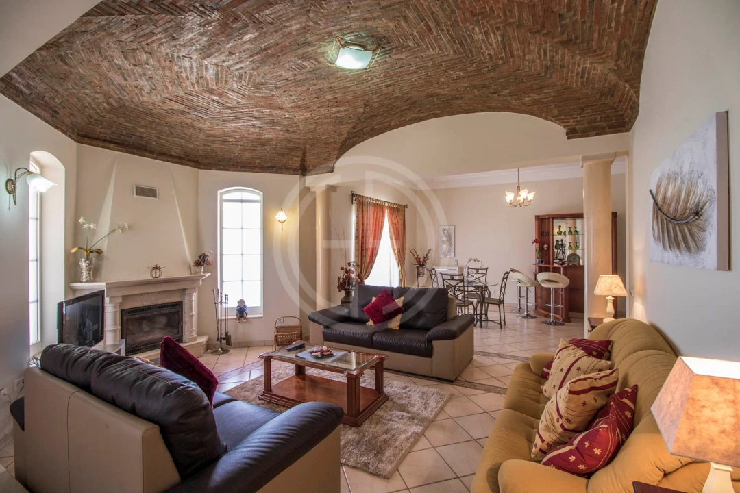 Moradia T4 para Arrendamento férias em Boliqueime Foto 5