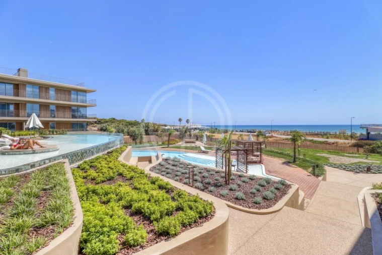 Apartamento T2 para Venda em Quarteira Foto 1