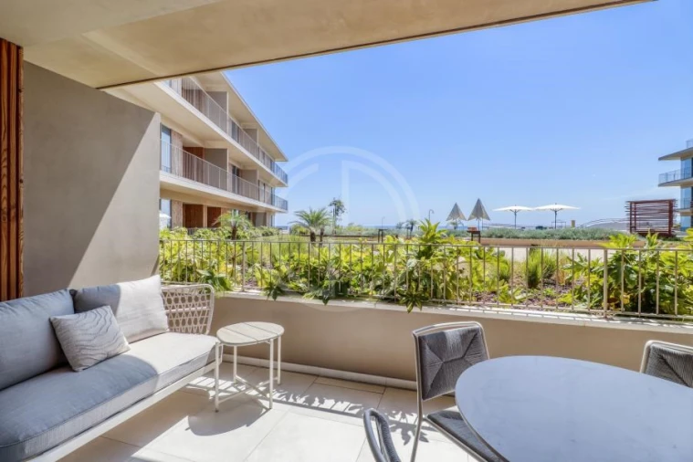 Apartamento T2 para Venda em Quarteira Foto 2