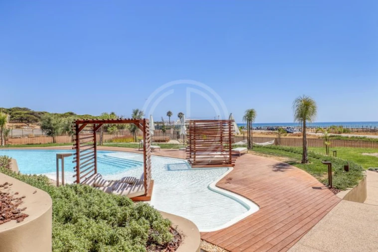 Apartamento T2 para Venda em Quarteira Foto 27