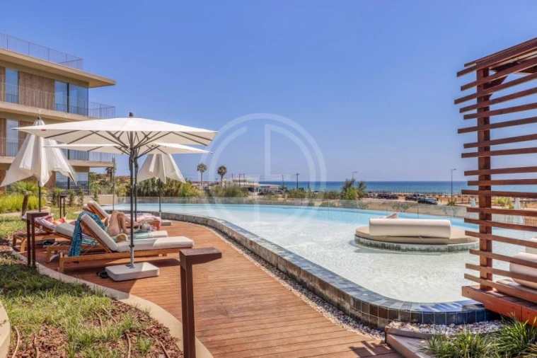 Apartamento T2 para Venda em Quarteira Foto 31