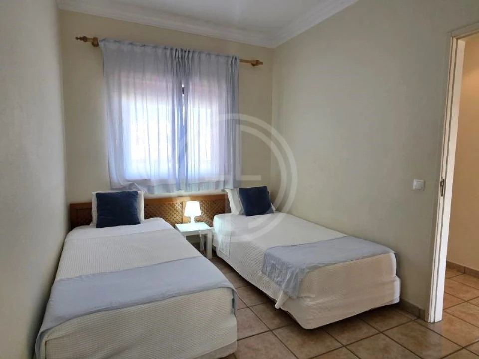 Apartamento T2 para Venda em Quarteira Foto 10