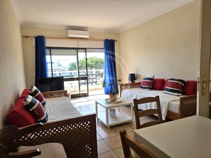 Apartamento T2 para Venda em Quarteira Foto 2