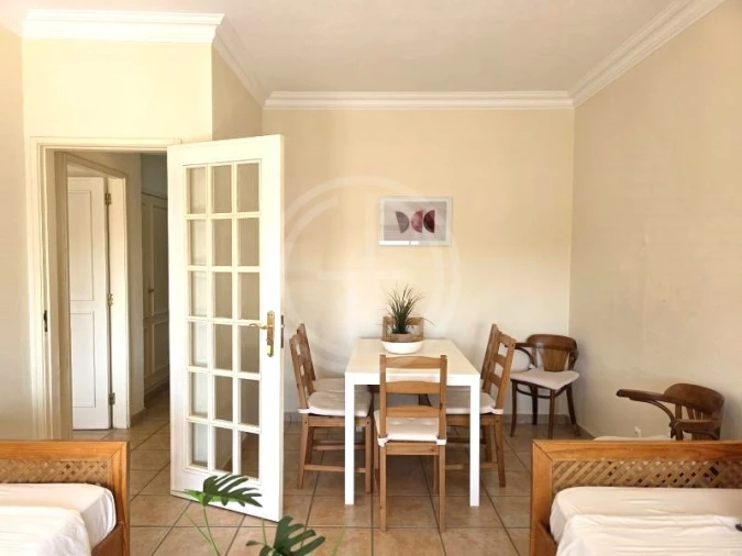 Apartamento T2 para Venda em Quarteira Foto 4