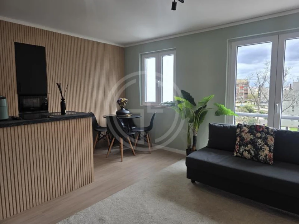 Apartamento para Venda em Quarteira Foto 5