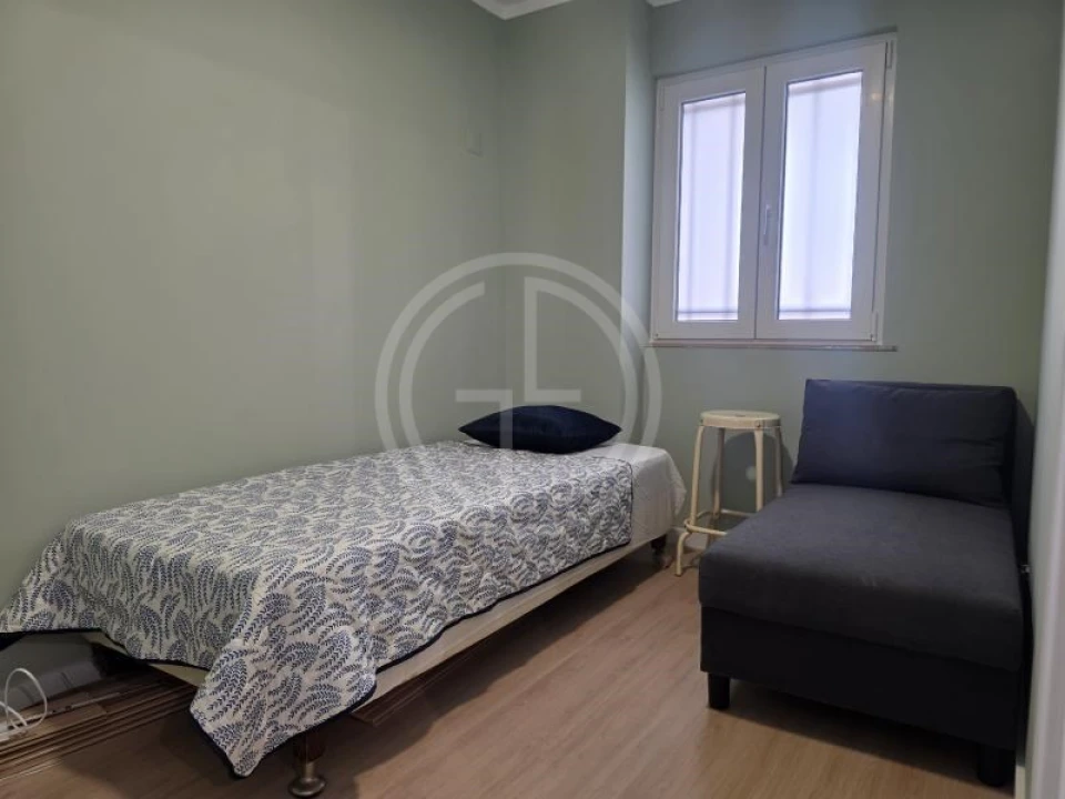 Apartamento para Venda em Quarteira Foto 12