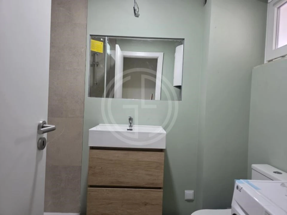 Apartamento para Venda em Quarteira Foto 18