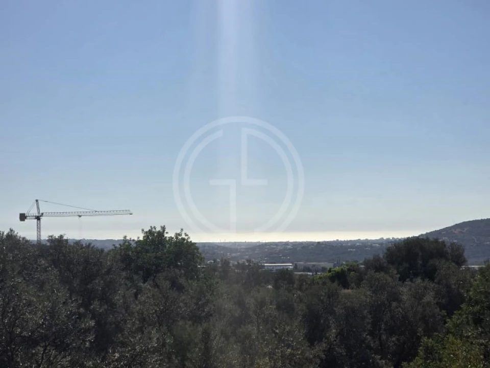 Moradia T5 para Venda em Loule (São Sebastião) Foto 6